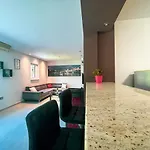 Σπίτι διακοπών Aurelia - Jacuzzi Garden House