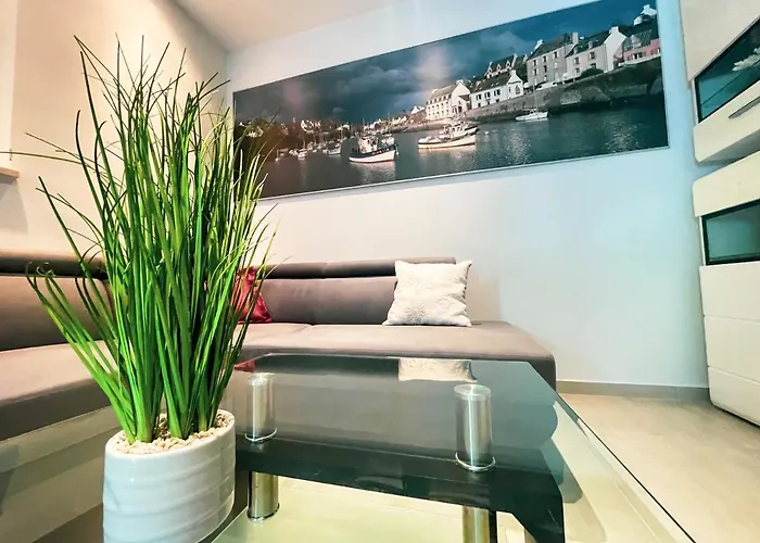 Aurelia - Jacuzzi Garden House Feriehus *