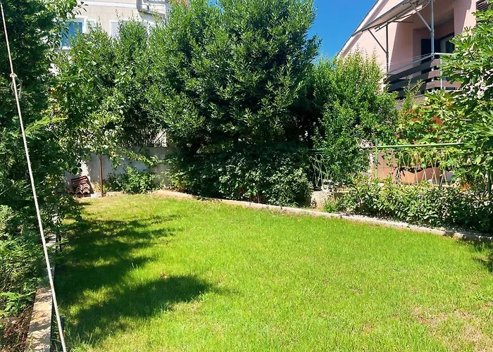 Aurelia - Jacuzzi Garden House * Banjole