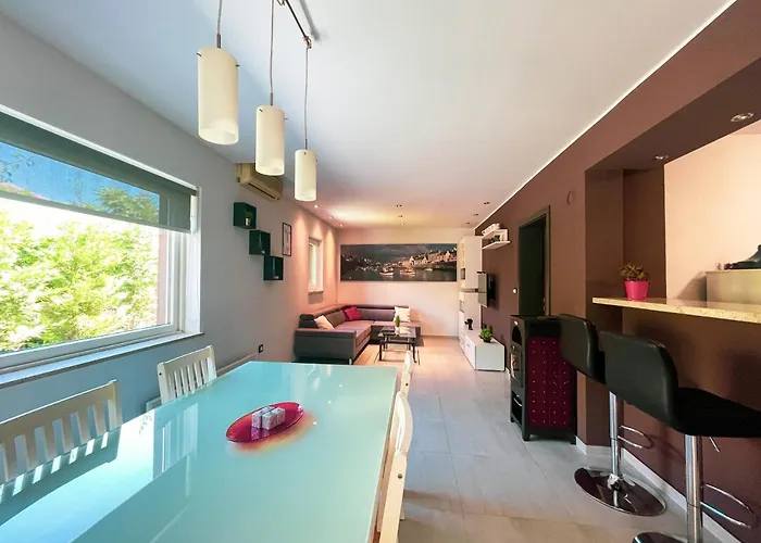 Aurelia - Jacuzzi Garden House * Banjole