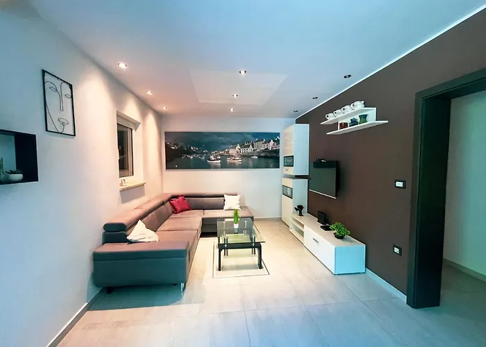 Feriehus Aurelia - Jacuzzi Garden House