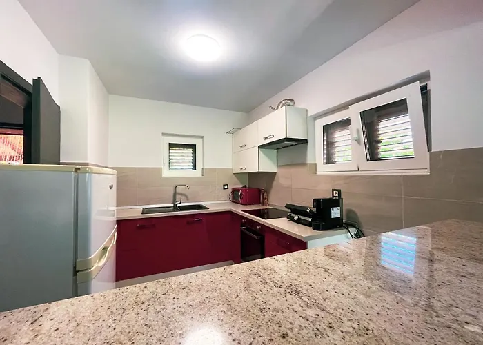 Feriehus Aurelia - Jacuzzi Garden House *