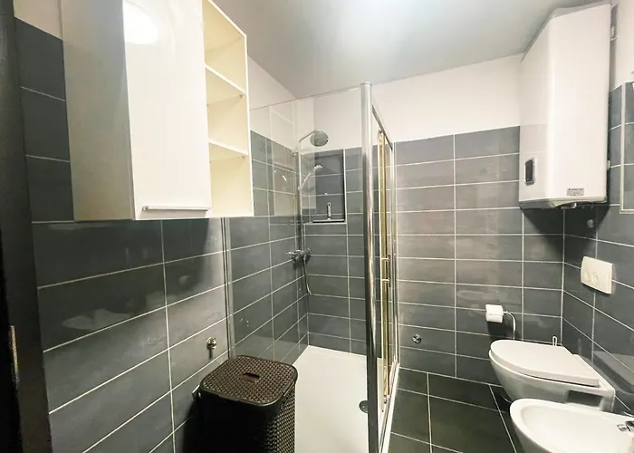 Aurelia - Jacuzzi Garden House Banjole